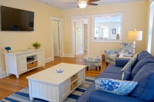 TV/trung tâm giải trí tại Covey Cottage