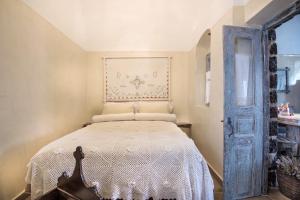 Postel nebo postele na pokoji v ubytování Luxury Villas Hariton