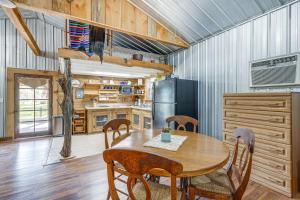 Gallery image of Rustic Lake City Studio Near Ichetucknee Springs! in Lake City +16 photos