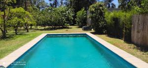 Swimmingpoolen hos eller tæt på Funes