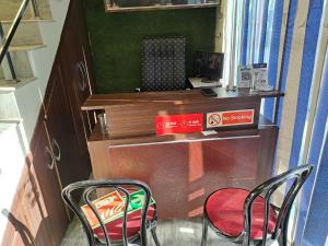 Η κουζίνα ή μικρή κουζίνα στο Hotel O Pragya Inn