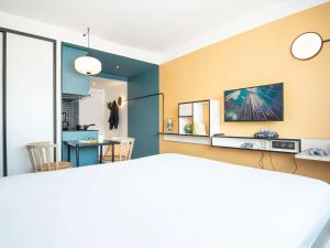 Postel nebo postele na pokoji v ubytování Aparthotel Adagio access Hamburg