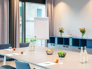 ibis Styles St Margrethen Bodensee商务区和/或会议室