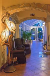 A seating area at P4W Hotel Residence Szombathely