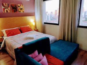 En eller flere senger på et rom på The Best Urban Deluxe - Duplex Studio - Hotel QLTY Faria Lima - by LuXXoR