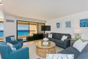 Posezení v ubytování High Floor Luxury Oceanfront at Waikiki Beach Tower