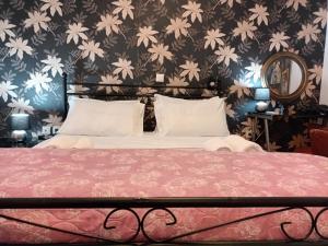 Posteľ alebo postele v izbe v ubytovaní Stunning apartment in the heart of Athens