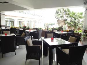 Restaurace v ubytování Villa Las Margaritas Caxa