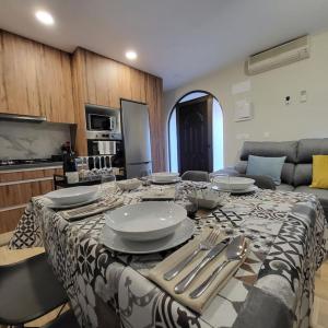 Kuchyň nebo kuchyňský kout v ubytování APARTAMENTO SANTA POLA ZONA CLUB NAUTICO PISCINA COMUNITARIa 3