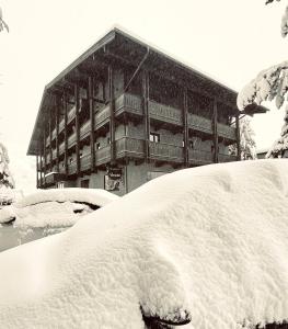 Hotel Simader durante o inverno