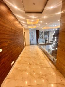 Gambar di galeri bagi Flock Hotel I Golf Course Road Near Dlf Phase 1 Metro station I Gurugram di Gurgaon