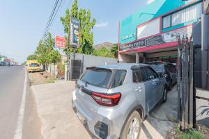 Fotografie z fotogalerie ubytování RedDoorz Syariah near Exit Toll Subang v destinaci Subang