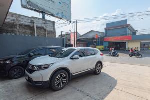 Fotografie z fotogalerie ubytování RedDoorz Syariah near Exit Toll Subang v destinaci Subang
