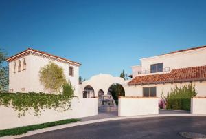 Bygningen som ferieparken ligger i