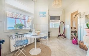Vonios kambarys apgyvendinimo įstaigoje Beautiful Home In Arenys De Mar With Wi-fi
