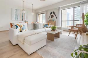 Posezení v ubytování Rimal 1 - Jumeirah Beach Residence - Mint Stay + 37 fotografií