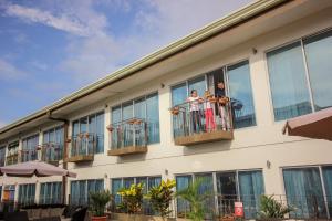 Gosti koji borave u objektu Beachfront Hotel Tramonto