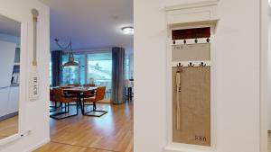 Küche/Küchenzeile in der Unterkunft strandnahe FeWos mit Terrasse oder Dachterrasse, Strandhaus Seeblick, Binz