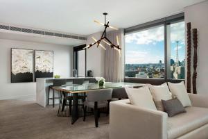 Posezení v ubytování Four Points by Sheraton Sydney, Central Park