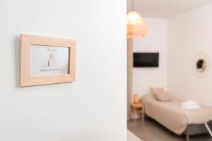 TV a/nebo společenská místnost v ubytování Guesthouse Tree Rooms Modern