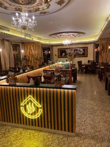 ห้องอาหารหรือที่รับประทานอาหารของ Hotel & Restaurant Com Viet