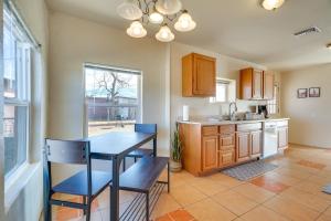 A kitchen or kitchenette at Bright Bisbee Home about 6 Mi to Downtown!
