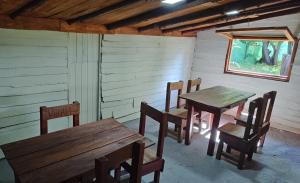 Restoran atau tempat makan lain di Hostel,Dormis y Camping Costa Bolsón