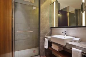Koupelna v ubytování Le Meridien Petaling Jaya
