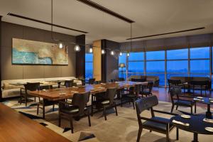 Posezení v ubytování Le Meridien Petaling Jaya