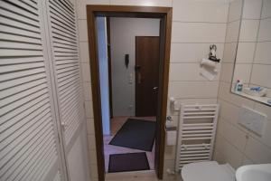 Ein Badezimmer in der Unterkunft FeWo Lüneburger Heide - Minni