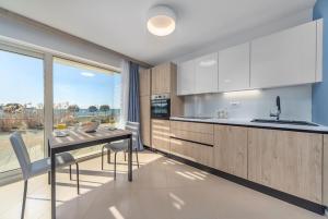 Кухня или мини-кухня в Garden Palace Resort
