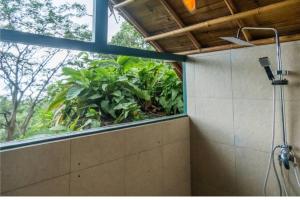 Ένα μπάνιο στο Leela Garden resort BambooLove