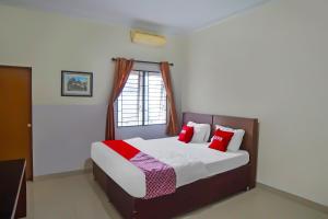 Gallery image of OYO 92314 De Coco Guesthouse in Medan