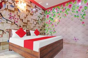 Postel nebo postele na pokoji v ubytování Hotel O Govind Residency + 20 fotografií