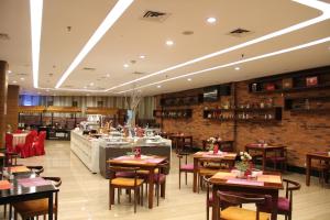 Restaurace v ubytování Hariston Hotel & Suites, Pluit - Jakarta