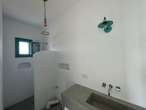 Ванна кімната в A Bedroom by the sea
