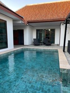 Bazén v ubytování Bali Residence nebo v jeho okolí