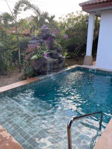 Bazén v ubytování Bali Residence nebo v jeho okolí