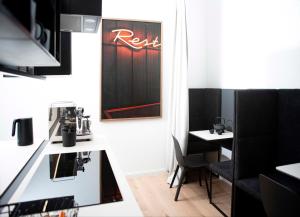 Küche/Küchenzeile in der Unterkunft YokoLou - Design-Apartments
