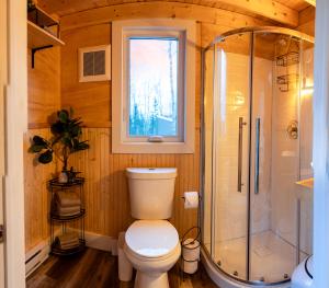 Koupelna v ubytování Lavender Suite - The Dordean Suites of Chester