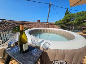 Fotografie z fotogalerie ubytování Paradiso Apartment with Private Jacuzzi and Terrace v Trogiru