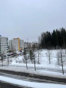 Lovely apartment next to the train station v zime