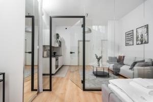 Posedenie v ubytovaní Modern Centrally Located Apartments - by Upstairs