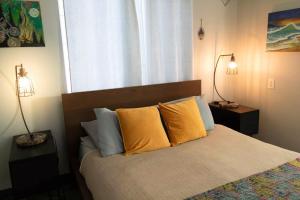 Postel nebo postele na pokoji v ubytování Starry Night Inn
