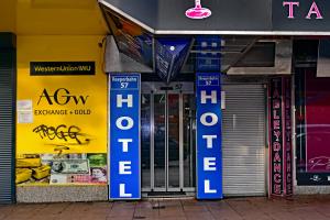 Certifikát, hodnocení, plakát nebo jiný dokument vystavený v ubytování Ambiente by Next Inn