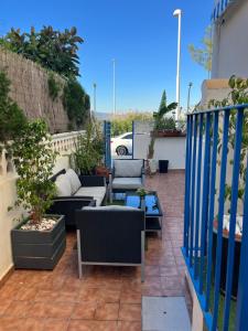 Zdjęcie z galerii obiektu PLAYA ALMARDA CORINTO, PISCINA, WIFI,2 TERRAZAS, BARBACOA,TRANQUILo w mieście Sagunto