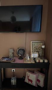 TV a/nebo společenská místnost v ubytování Banja Luka CITY2