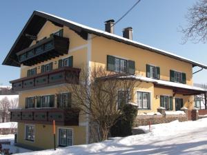 Gallery image of Pension Winter in Zell am Moos