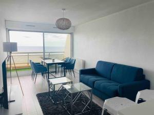 Posezení v ubytování 029- Appart 1 chambre, vue sur Mer, 1ère ligne *