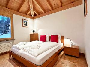 Postel nebo postele na pokoji v ubytování Attika - 85m2, Holz, Ausblick, mit Garage - ME17-A
